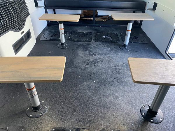 used explorer 440 floor and tables