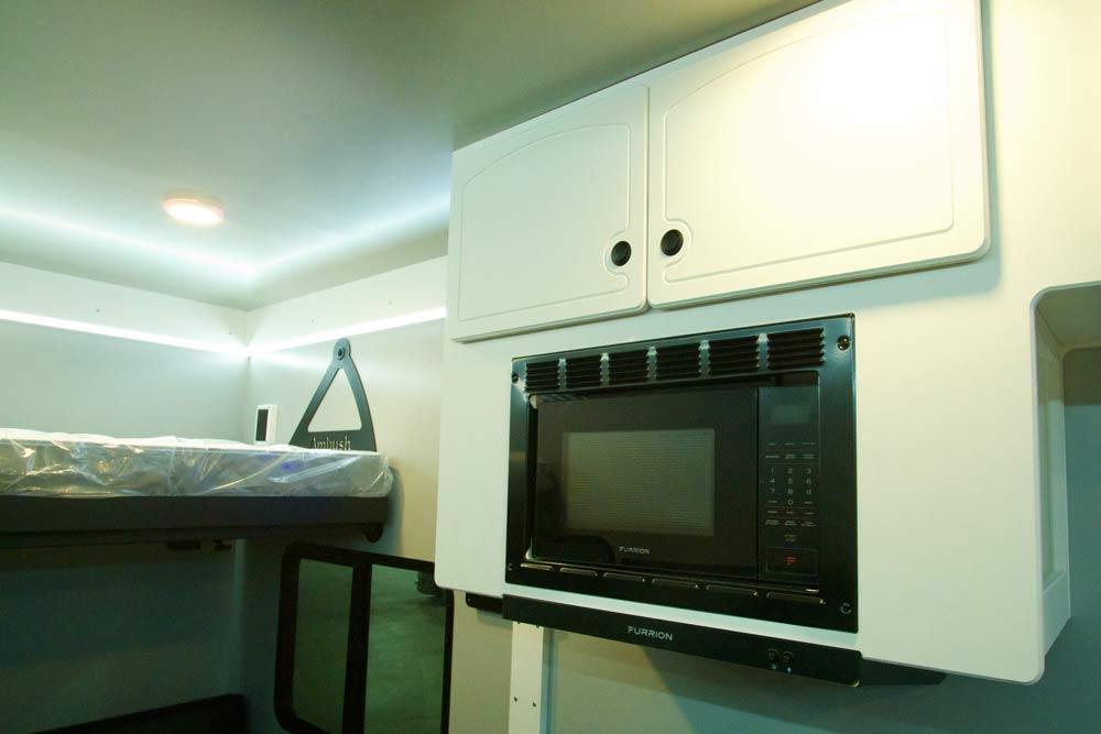 Interior-Venture-Microwave