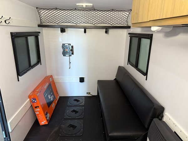Used Explorer 4497